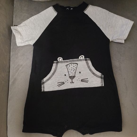 Gerber Romper Set - Picture 2 of 9